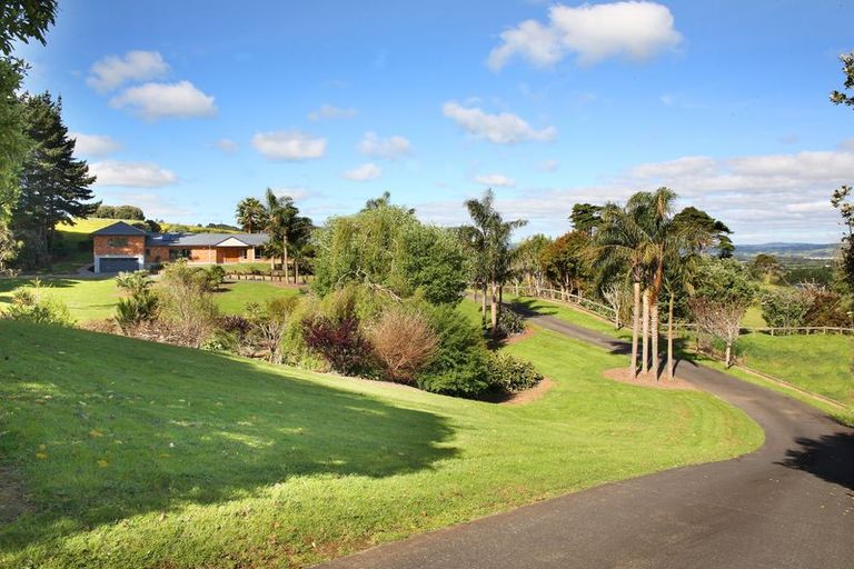 Photo of property in 245c Hill Road, The Gardens, Auckland, 2105