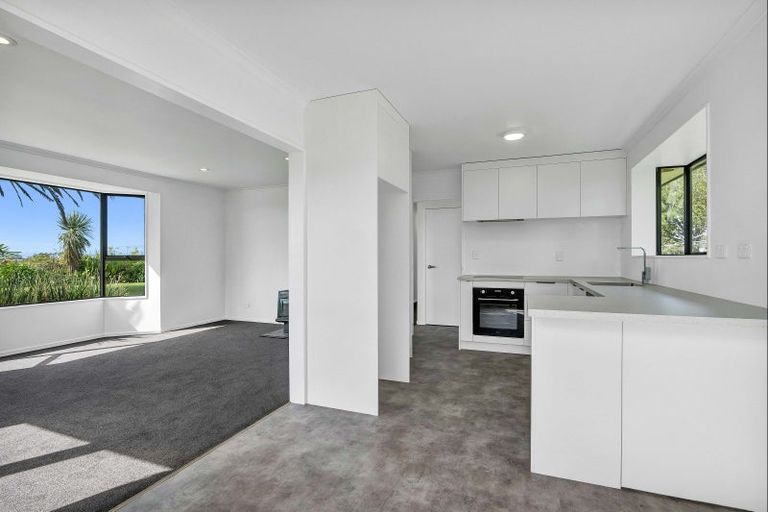 Photo of property in 40 Rona Road, Brixton, Waitara, 4382