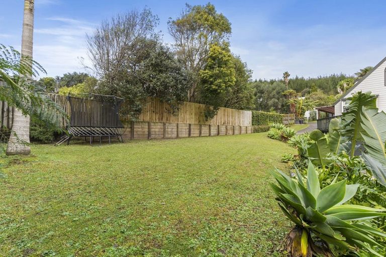 Photo of property in 115 Onemana Drive, Onemana, Whangamata, 3691