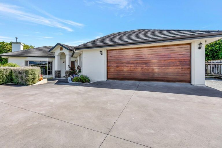 Photo of property in 432a Mangorei Road, Highlands Park, New Plymouth, 4312