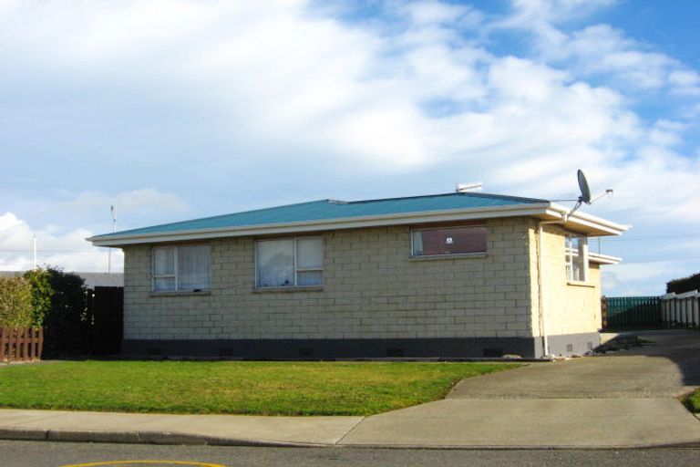Photo of property in 4 Maltby Street, Waikiwi, Invercargill, 9810