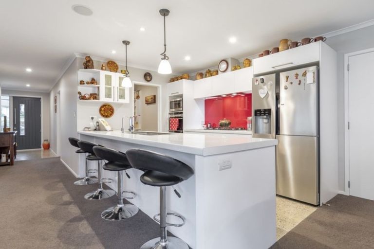 Photo of property in 12 Lynley Park Drive, Omokoroa, 3114