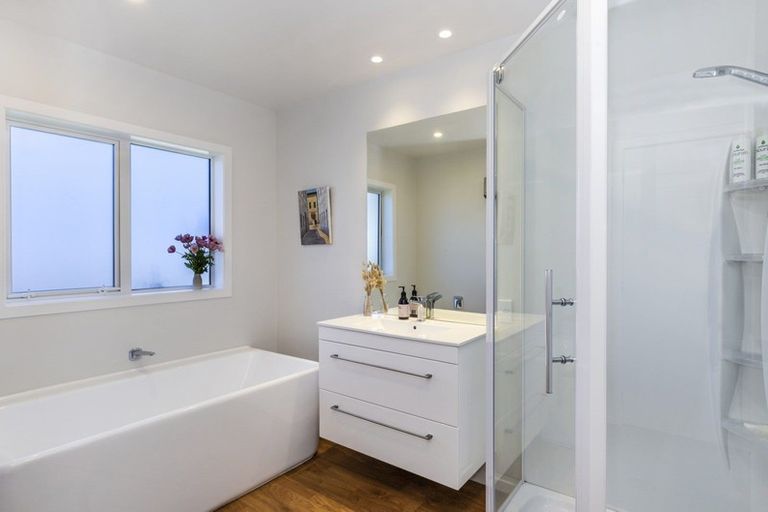 Photo of property in 301 Tauhara Ridge Drive, Richmond Heights, Taupo, 3330