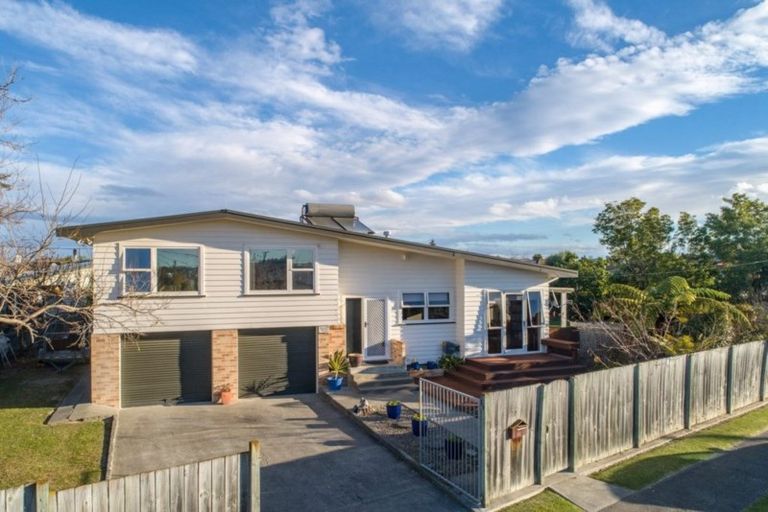 Photo of property in 22 Hastie Place, Onekawa, Napier, 4110