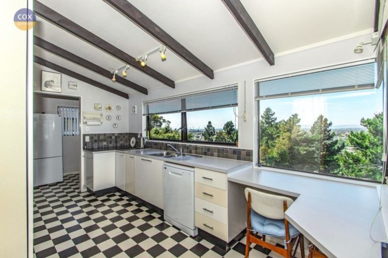 Photo of property in 19 Delhi Road, Hospital Hill, Napier, 4110