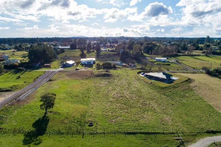 Photo of property in 42 Tawhero Street, Mamaku, 3020