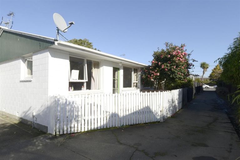 Photo of property in 5/556 Barbadoes Street, Edgeware, Christchurch, 8013