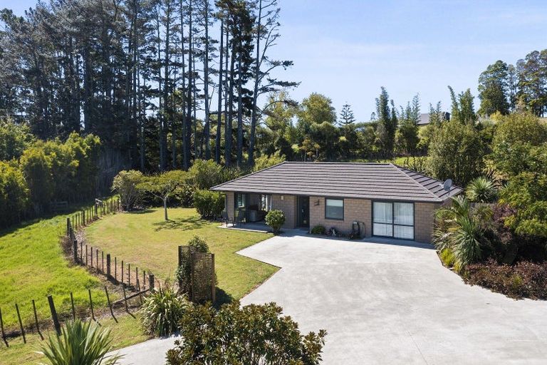 Photo of property in 42c Lennon Access Road, Stillwater, Silverdale, 0993