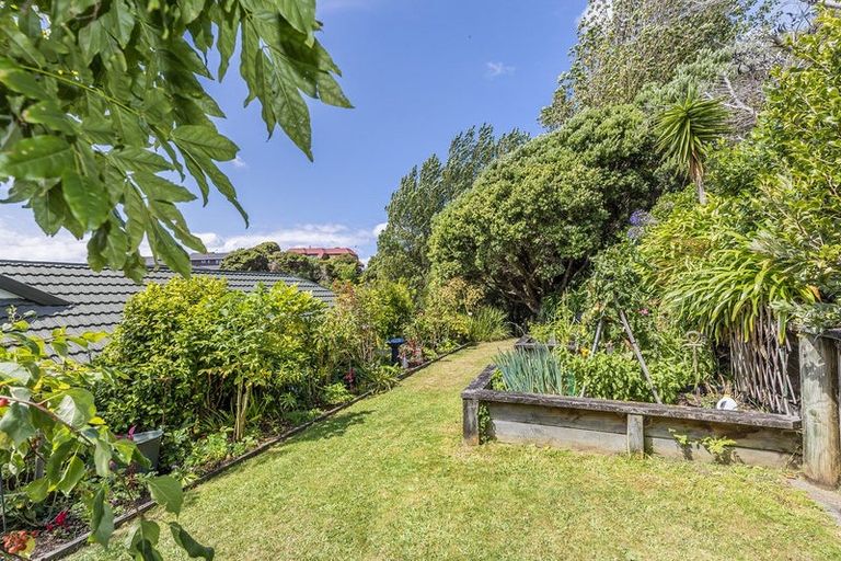 Photo of property in 15 Eclipse Lane, Whitby, Porirua, 5024