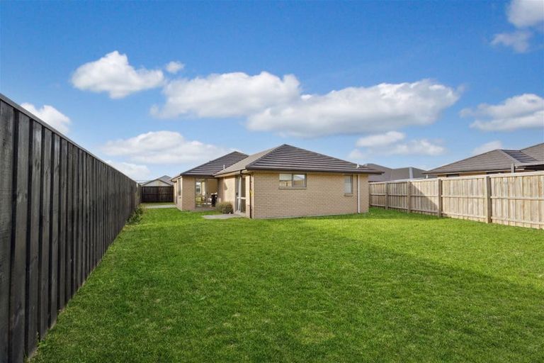 Photo of property in 72 Avanda Avenue, Rolleston, 7615