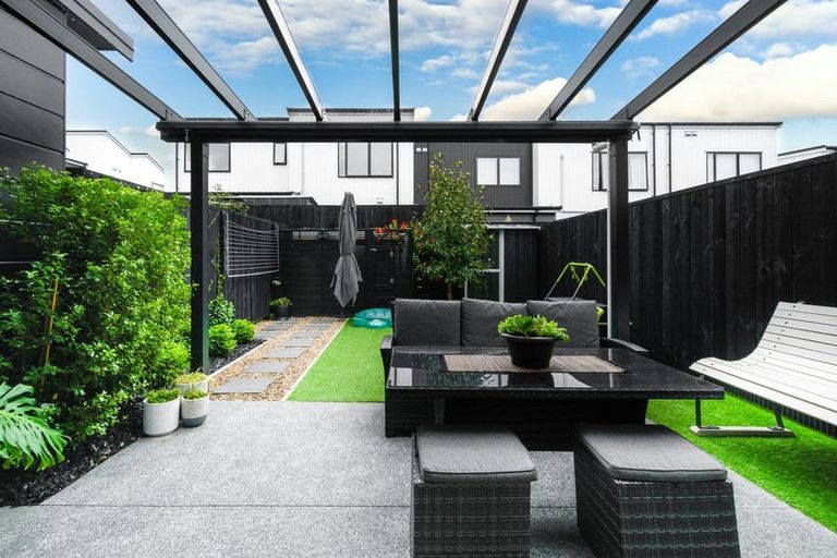 Photo of property in 41 Walter Merton Road, Hobsonville, Auckland, 0616