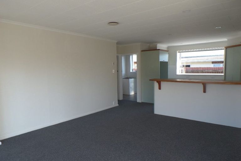 Photo of property in 8 Stretton Street, Bishopdale, Christchurch, 8053