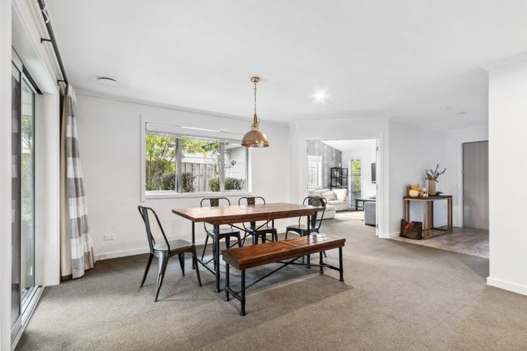 Photo of property in 19 Northbrook Glen, Flagstaff, Hamilton, 3210