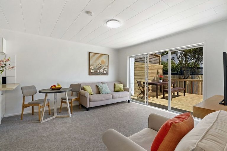 Photo of property in 1/126 Stredwick Drive, Torbay, Auckland, 0630