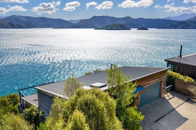 Photo of property in 273 Port Underwood Road, Waikawa, Picton, 7281