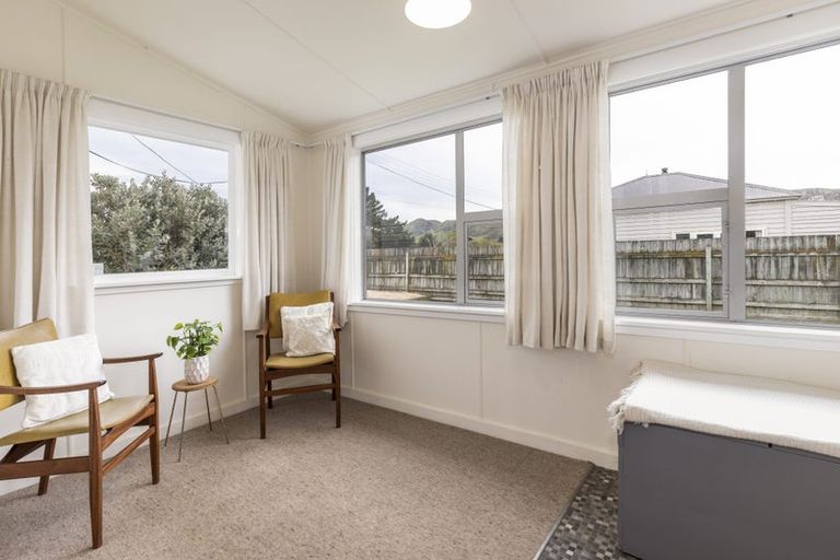 Photo of property in 18 Clermont Street, Ward, Seddon, 7285