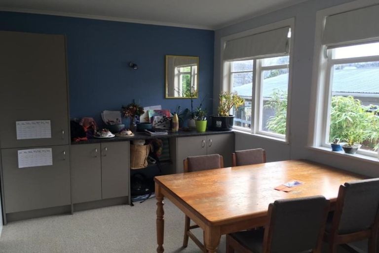 Photo of property in 10 Forest Road, Pinehaven, Upper Hutt, 5019