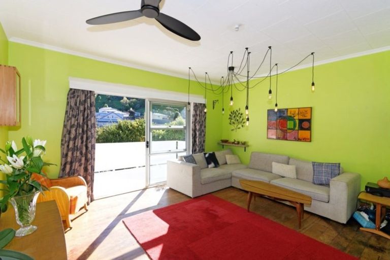 Photo of property in 72 Toi Toi Street, Toi Toi, Nelson, 7010