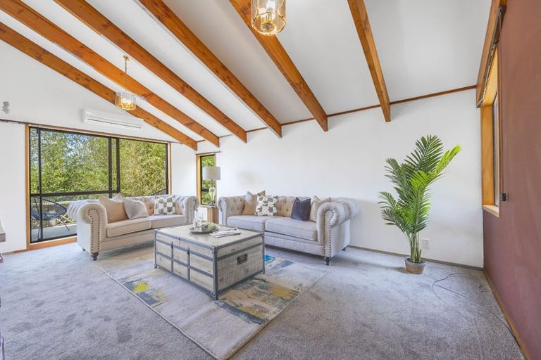 Photo of property in 6/406 East Coast Road, Sunnynook, Auckland, 0630