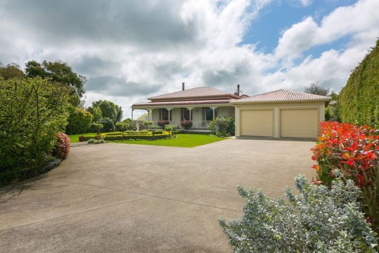 Photo of property in 333 Upland Road, Tarurutangi, New Plymouth, 4372