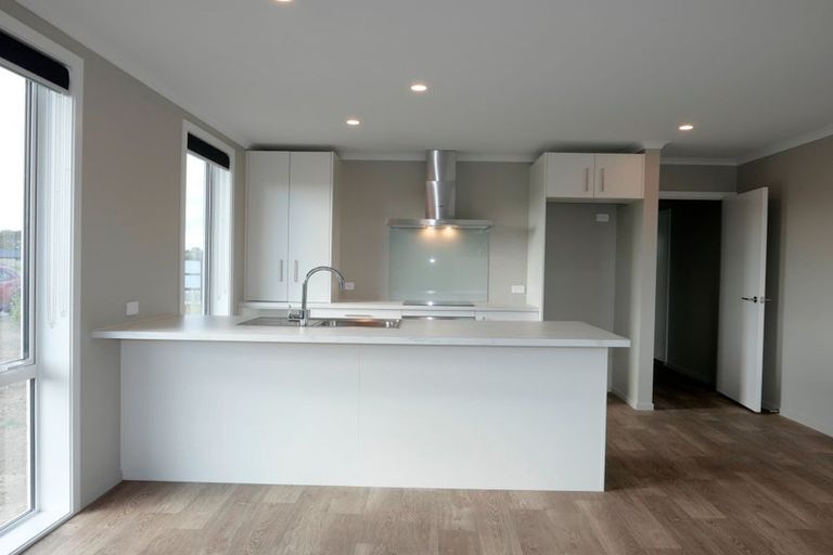 Photo of property in 10 Hapeta Street, Otaki, 5512