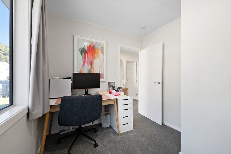 Photo of property in 35 Antrim Crescent, Wainuiomata, Lower Hutt, 5014