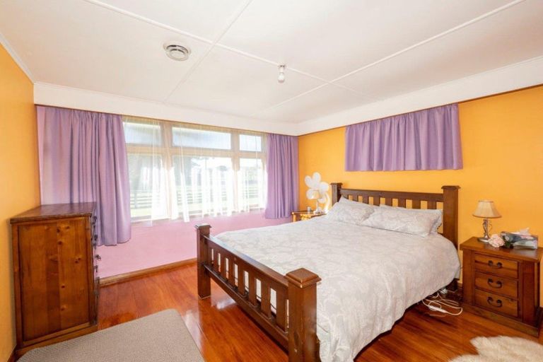 Photo of property in 10 Bright Street, Eketahuna, 4900