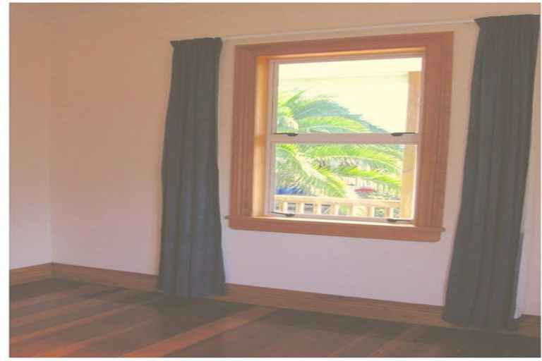 Photo of property in 33-33a Onehunga Mall, Onehunga, Auckland, 1061