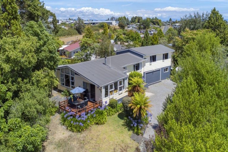 Photo of property in 209 Tauhara Road, Tauhara, Taupo, 3330