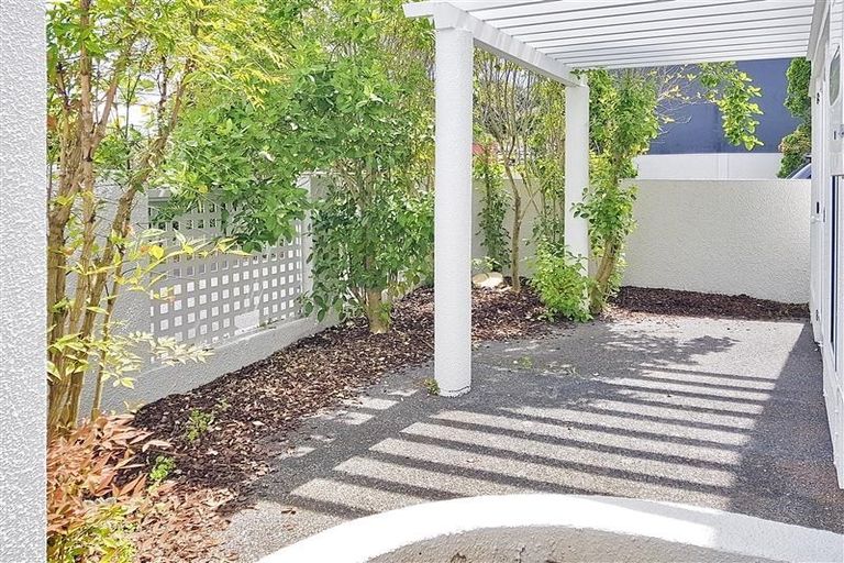 Photo of property in 1/73a Carlton Gore Road, Newmarket, Auckland, 1023