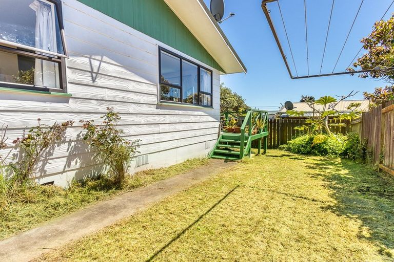 Photo of property in 15a Kaimanawa Street, Paraparaumu, 5032