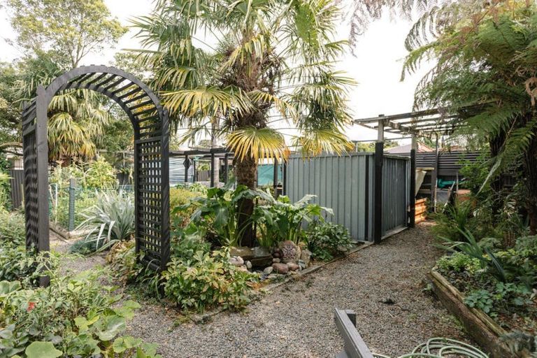 Photo of property in 17 Victor Street, Dannevirke, 4930