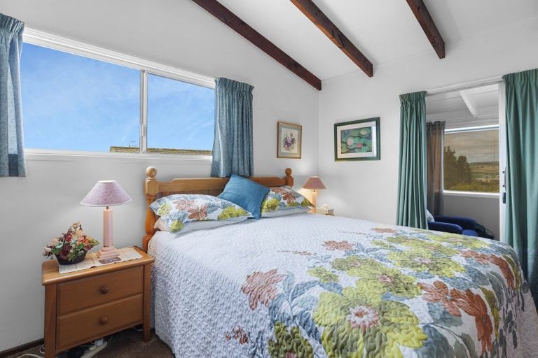 Photo of property in 22 Birch Street, Hilltop, Taupo, 3330