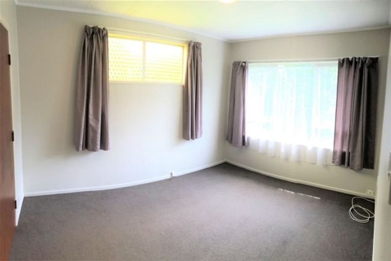 Photo of property in 3/10 Petherick Crescent, Johnsonville, Wellington, 6037