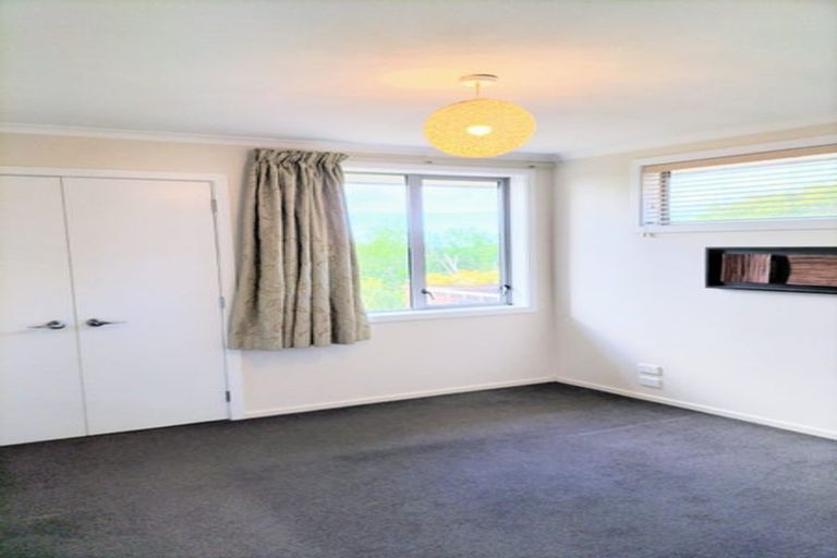 Photo of property in 6 Kereru Close, Halfway Bush, Dunedin, 9010