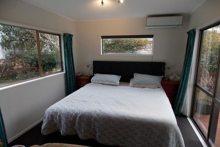 Photo of property in 358b Karori Road, Karori, Wellington, 6012