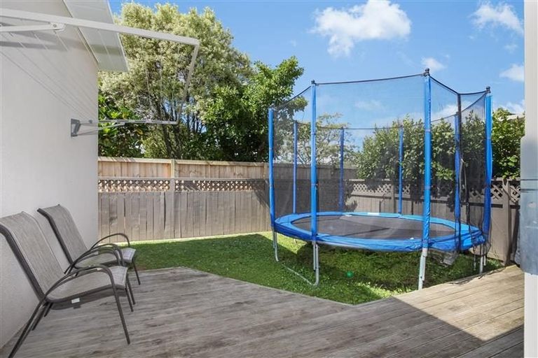 Photo of property in 13 Merlot Lane, Pukekohe, 2120