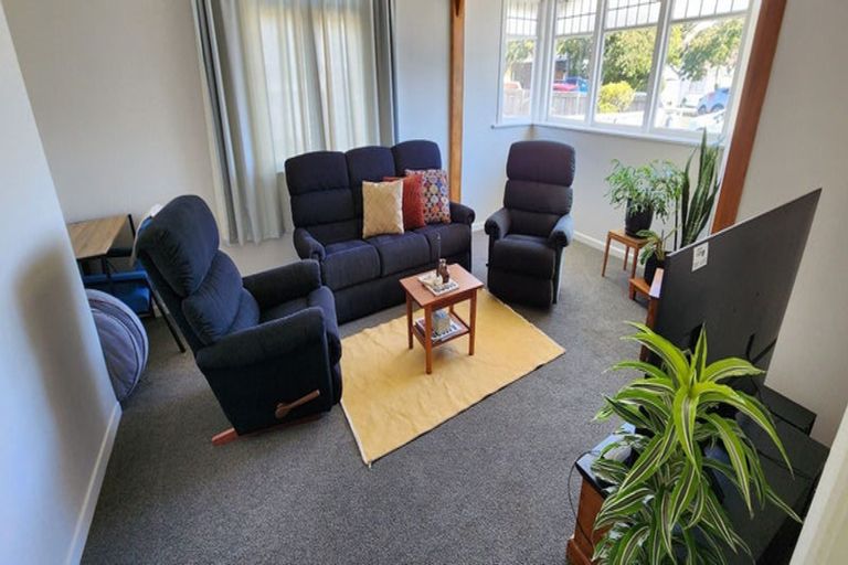 Photo of property in 34 David Street, Westown, New Plymouth, 4310