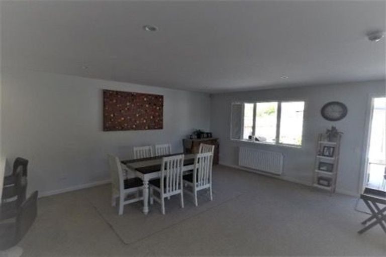 Photo of property in 47 Banks Boulevard, Whitby, Porirua, 5024