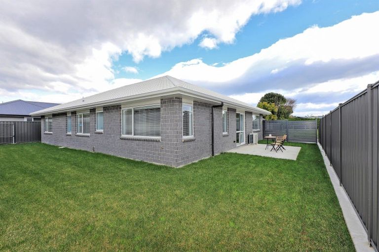 Photo of property in 14 George Yee Place, Taradale, Napier, 4112