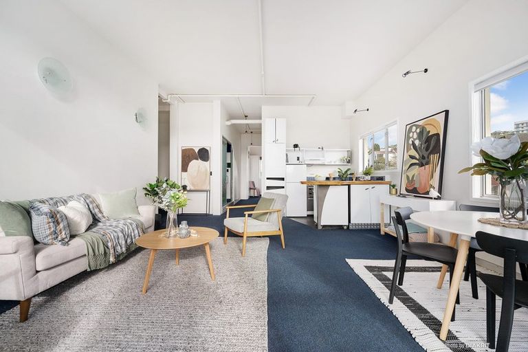 Photo of property in Qba Apartments, 3k/51 Webb Street, Mount Cook, Wellington, 6011