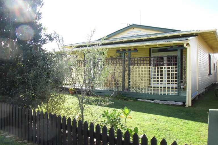 Photo of property in 13 Murraee Street, Wairoa, 4108