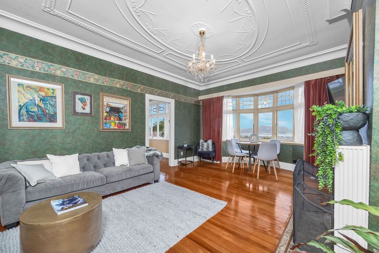 Photo of property in 56 Middleton Road, Kew, Dunedin, 9012