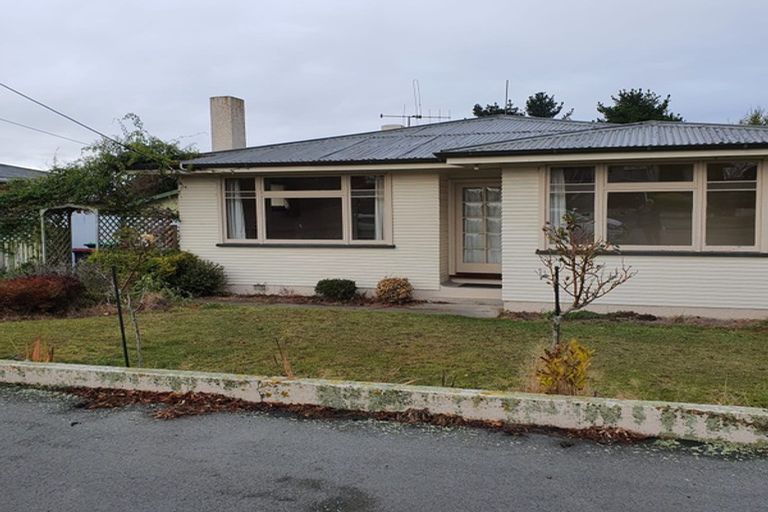 Photo of property in 76 Kent Street, Marchwiel, Timaru, 7910