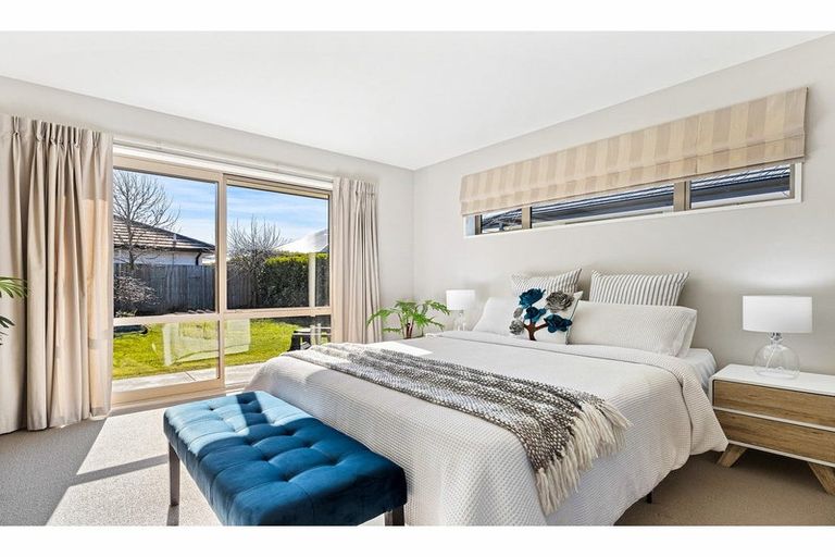 Photo of property in 10 Oakdene Place, Halswell, Christchurch, 8025