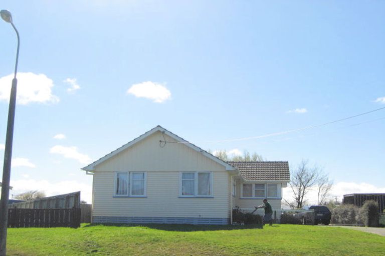 Photo of property in 24 Gordon Crescent, Marton, 4710