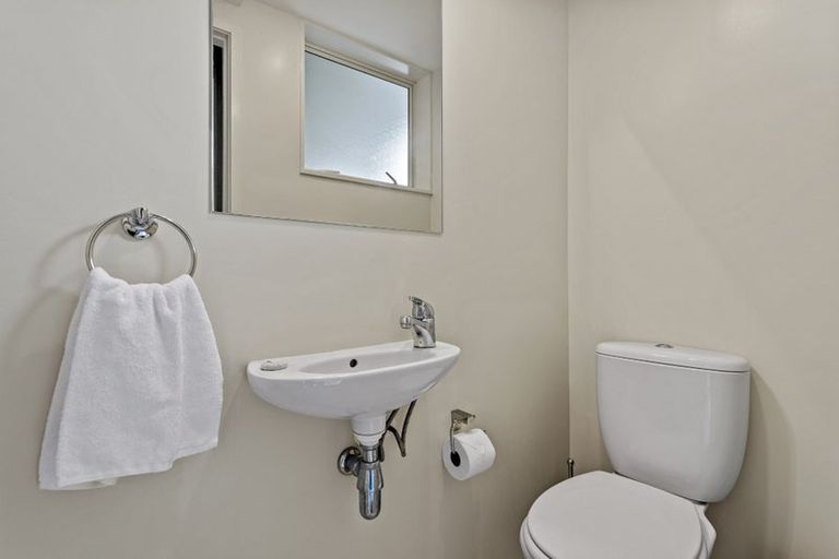 Photo of property in 31 Opito Way, East Tamaki, Auckland, 2013