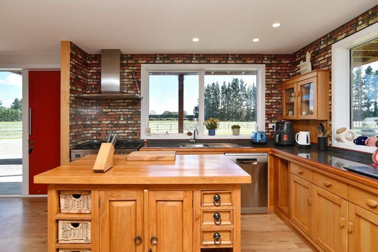 Photo of property in 379 No 10 Road, Swannanoa, Rangiora, 7476