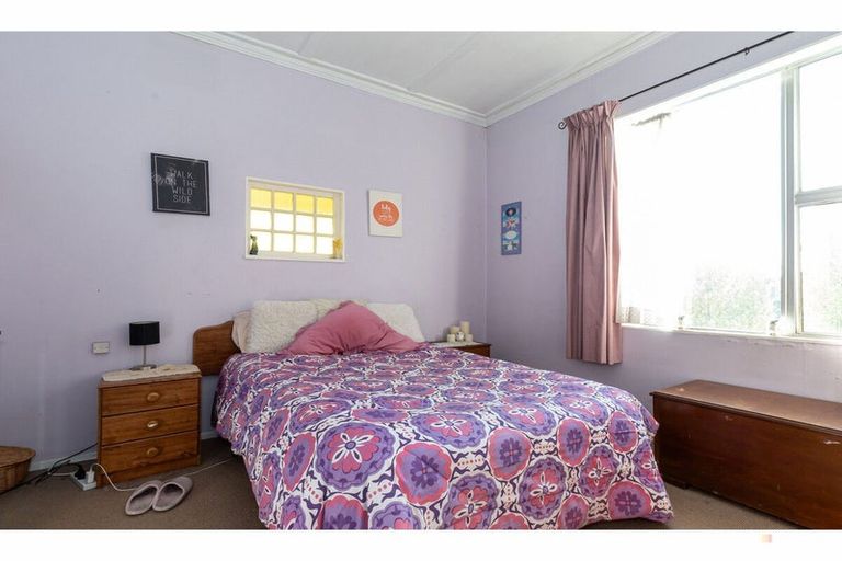 Photo of property in 1 Clifton Terrace, West End, Timaru, 7910