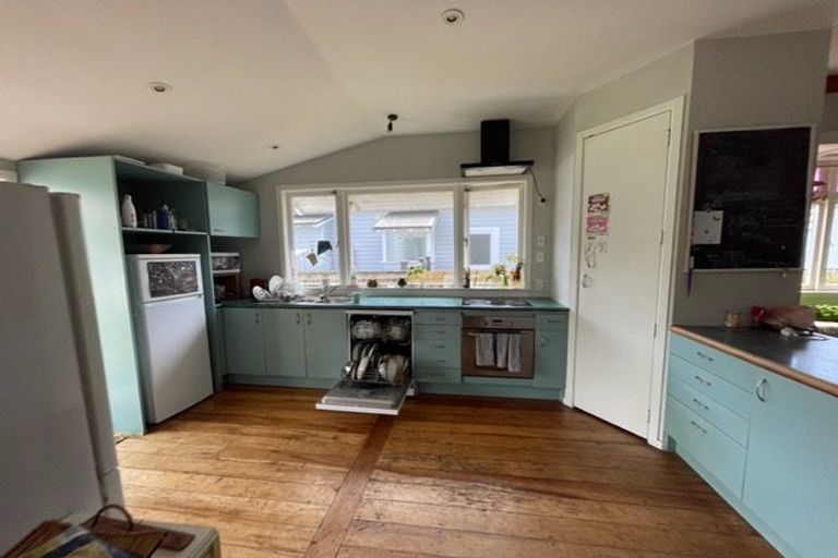 Photo of property in 11 Arabi Street, Sandringham, Auckland, 1041